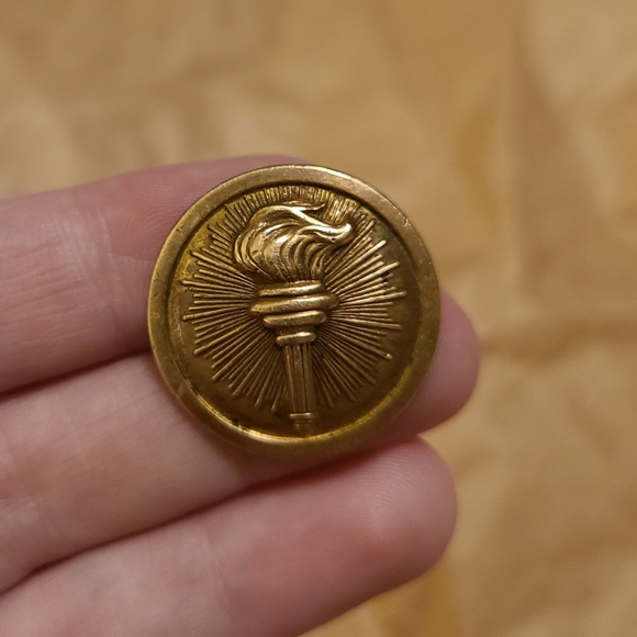 Vintage Torch of Knowledge Military Lapel Pin - Picture 4 of 4